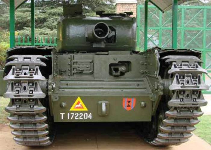 Британские и французские танки cherchil_07