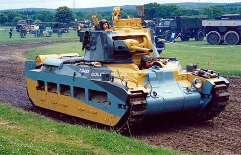 Британские и французские танки matilda-2_09