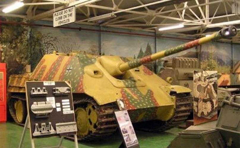 Истребители танки iagd-panther-museum_01-big
